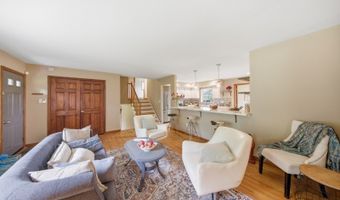 3 Lew May Dr, Andover, NJ 07860