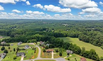 514 Honeysuckle Rdg, Asheboro, NC 27205