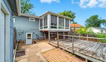 1213 S 14th St, Adel, IA 50003