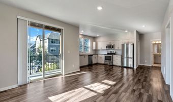 17181 SW SNOWDALE St 105, Beaverton, OR 97007