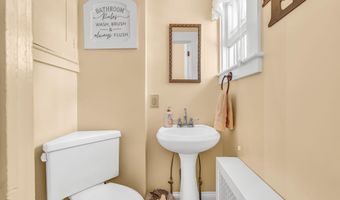 840 Broadway, Bangor, ME 04401