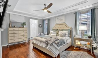 145 SILVER FALLS Dr, Apollo Beach, FL 33572