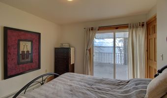 23 Mud Pt S, Alburgh, VT 05440