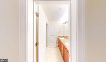 6403 EARLHAM Dr, Bethesda, MD 20817