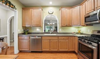 44497 MALTESE FALCON Sq, Ashburn, VA 20147