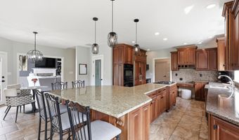 6040 White Ash Ct, Avon, IN 46123