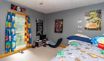 1193 Seneca St, Adrian, MI 49221