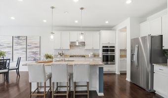 552 Wishing Tree Ln, Ann Arbor, MI 48108