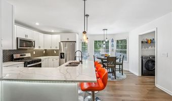 6111 Pine Cone Ln, Austell, GA 30168