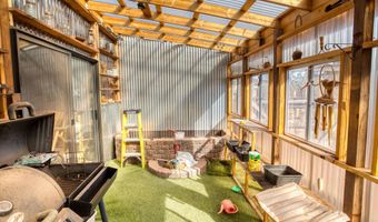 27 County Road N8477, Concho, AZ 85924