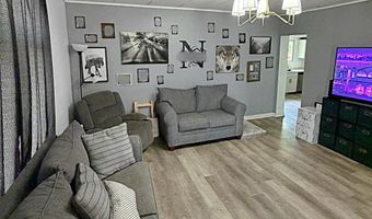 528 J St, Bedford, IN 47421