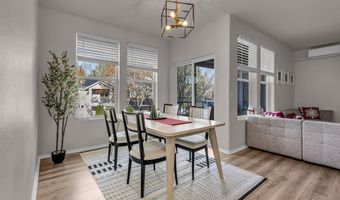 7216 SW MANOR Way F, Beaverton, OR 97078