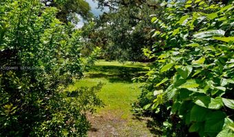 18220 Elmwood Dr, Alva, FL 33920