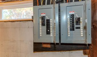 638 Pontiac Ave, Cranston, RI 02910