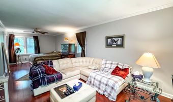 5728 Carriagehouse Ct, Apex, NC 27539