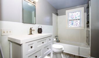 219 W Washington St, Ashland, OH 44805