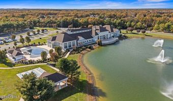 9 Spring Lake Ct, Barnegat, NJ 08005