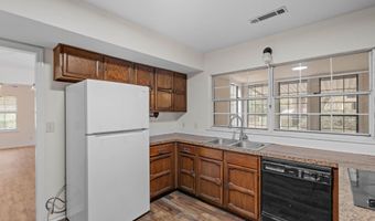 68 Cherokee Farms Rd, Beaufort, SC 29906