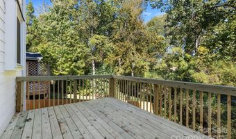 2016 Sablewood Dr, Charlotte, NC 28205