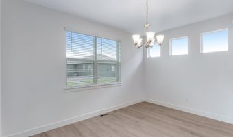 1922 Chaffee Crest Dr, Berthoud, CO 80513