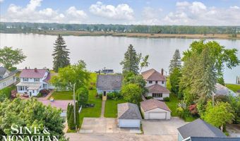 421 Edgewater, Algonac, MI 48001