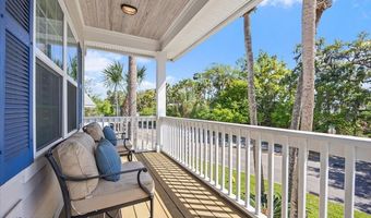 398 SHERRY Dr, Atlantic Beach, FL 32233