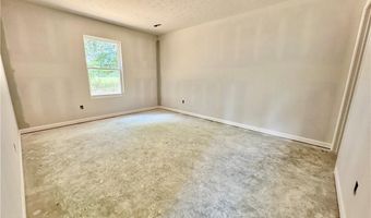 382 Oak St, Austin, IN 47102