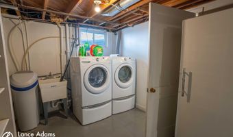 606 S Huber Dr, Casper, WY 82609