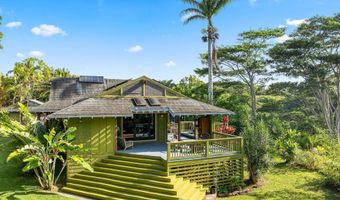 690 E Kuiaha Rd, Haiku, HI 96708