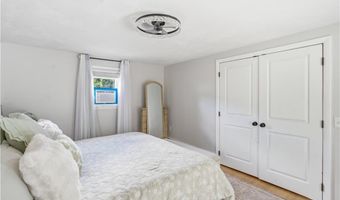 253 Station St, Coventry, RI 02816