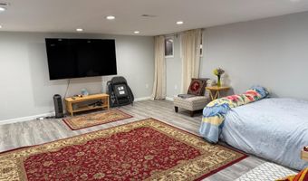 44140 BRISTOW Cir, Ashburn, VA 20147