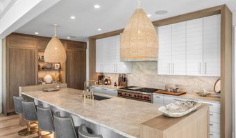 162 76th St, Avalon, NJ 08202