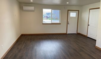 300 N JELLISON St, Amity, OR 97101
