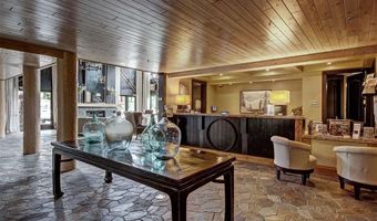 42 SNOWFLAKE Dr 518, Breckenridge, CO 80424