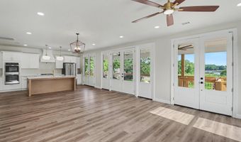 6601 April Bayou Dr, Biloxi, MS 39532