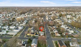 948 Wayne St, Bridgeport, CT 06606