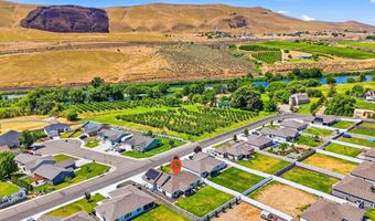 1704 Kendall Rd, Benton City, WA 99320
