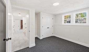 44 Wildbrook Rd, Billerica, MA 01821