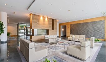 2001 15TH St N 306, Arlington, VA 22201