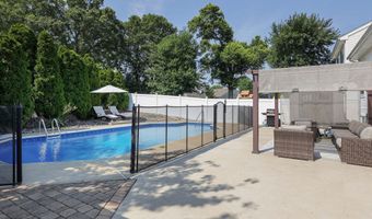 108 Bonnie Dr, Middletown, NJ 07748