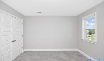 444 Summit Lakes Dr, Athens, AL 35613