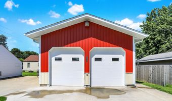 153 S 8th Ave, Beech Grove, IN 46107