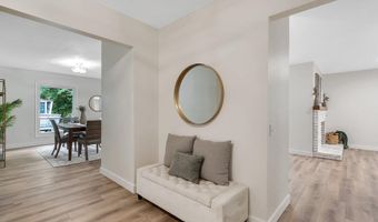 1254 Jade Wind Cir, Ballwin, MO 63011