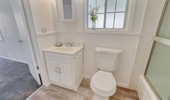 9451 Canterbury Ave, Arleta, CA 91331