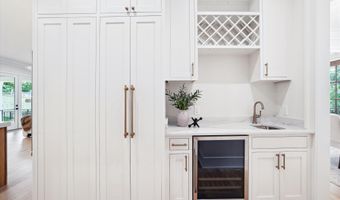 6605 PYLE Rd, Bethesda, MD 20817