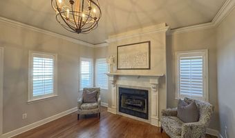 204 Piccadilly, Batesville, MS 38606