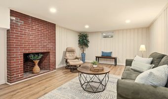 81 Alcott St, Acton, MA 01720
