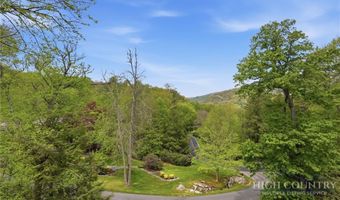 659 Clubhouse Dr E1, Banner Elk, NC 28604