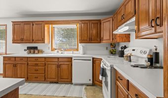 3300 N LAWE St, Appleton, WI 54911