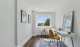2111 S Bronson Ave, Los Angeles, CA 90018